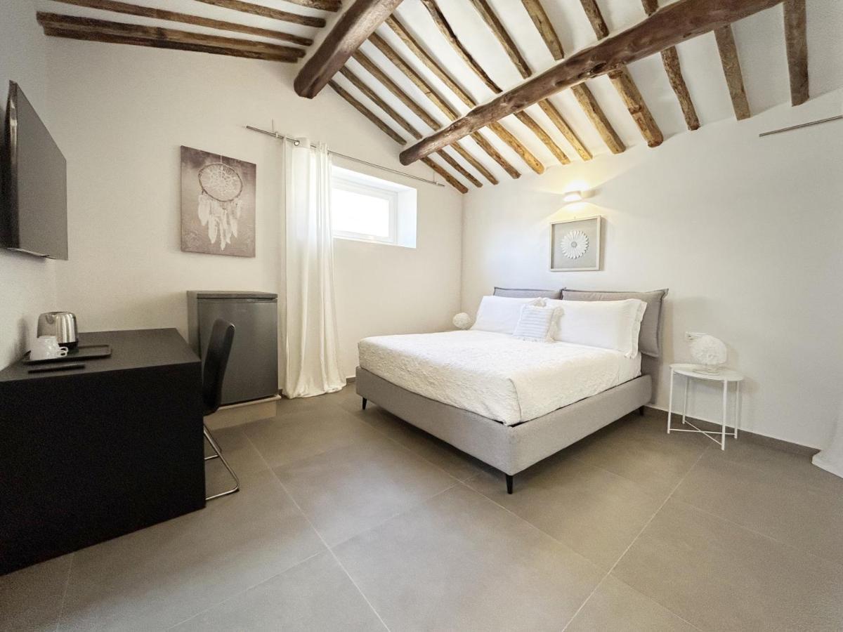 New Moon Rooms Λα Σπέτσια Εξωτερικό φωτογραφία